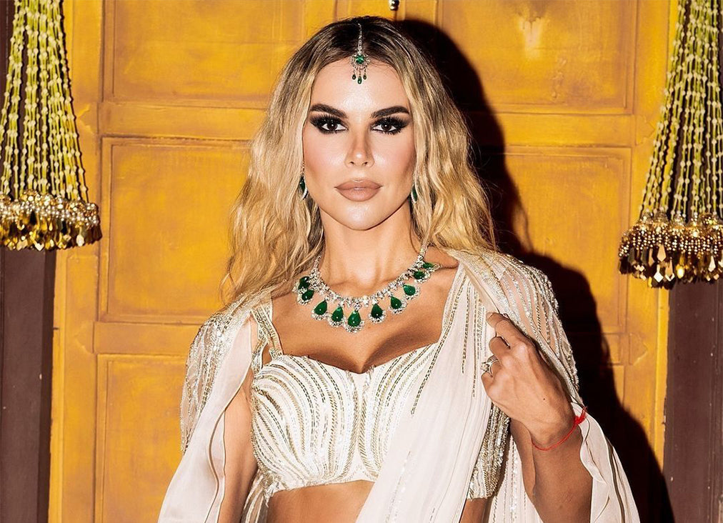 ÁGUEDA LÓPEZ IN GAURAV GUPTA COUTURE