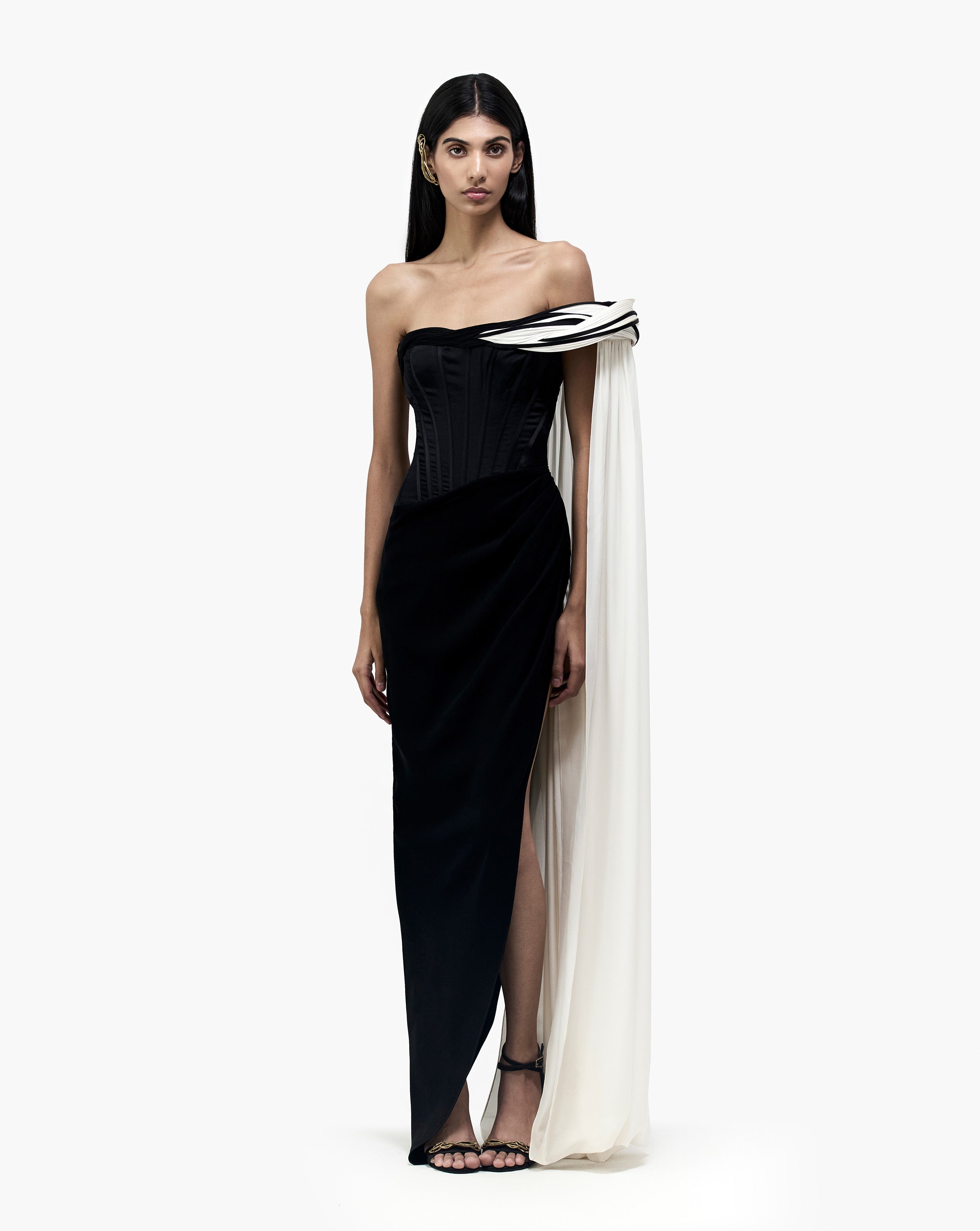 The Black Pearl Sculpted Drape
