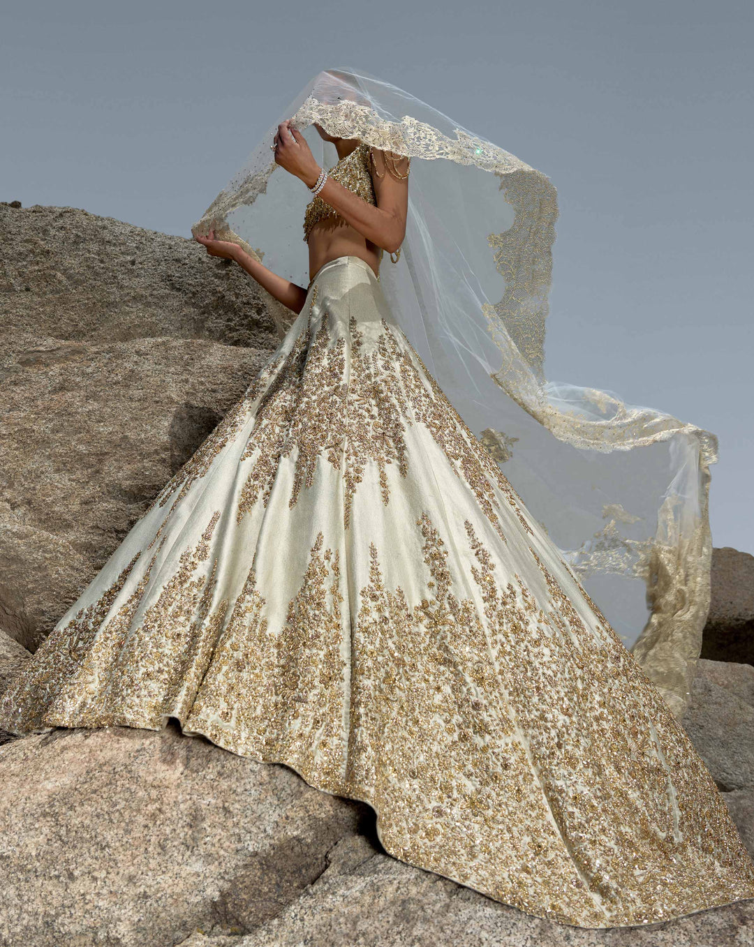 Svarnakshi Lehenga