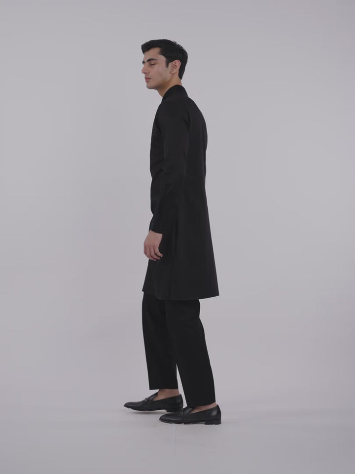 Noir Pintuck Kurta Set